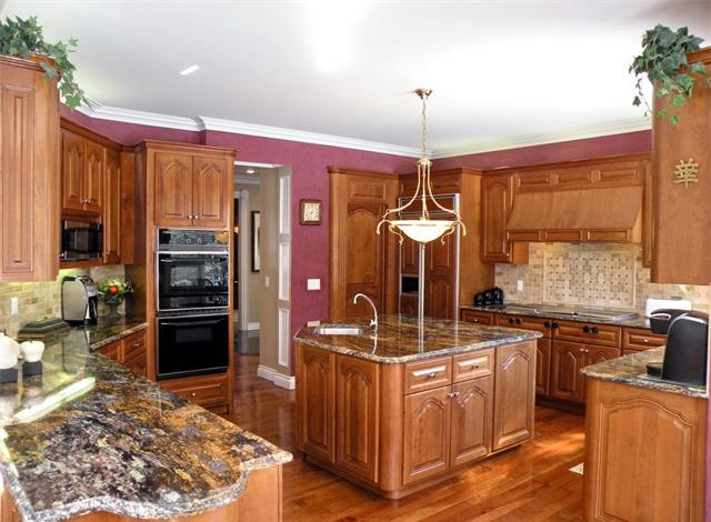 Oak Pointe Estates Rochester Hills MI Homes for sale 
